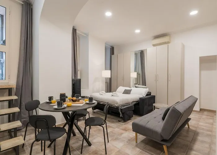 Apartment The Rent - Gorgeous One-bedroom Near Piazza Di Spagna *