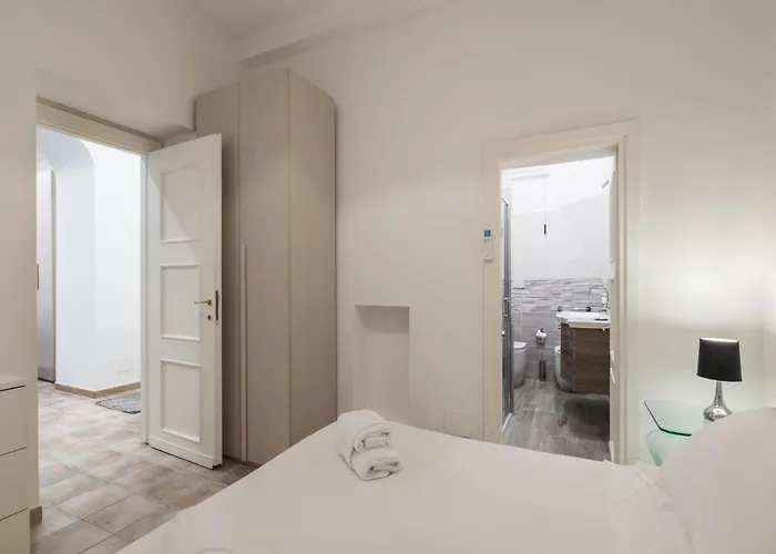 The Rent - Gorgeous One-bedroom Near Piazza Di Spagna *
